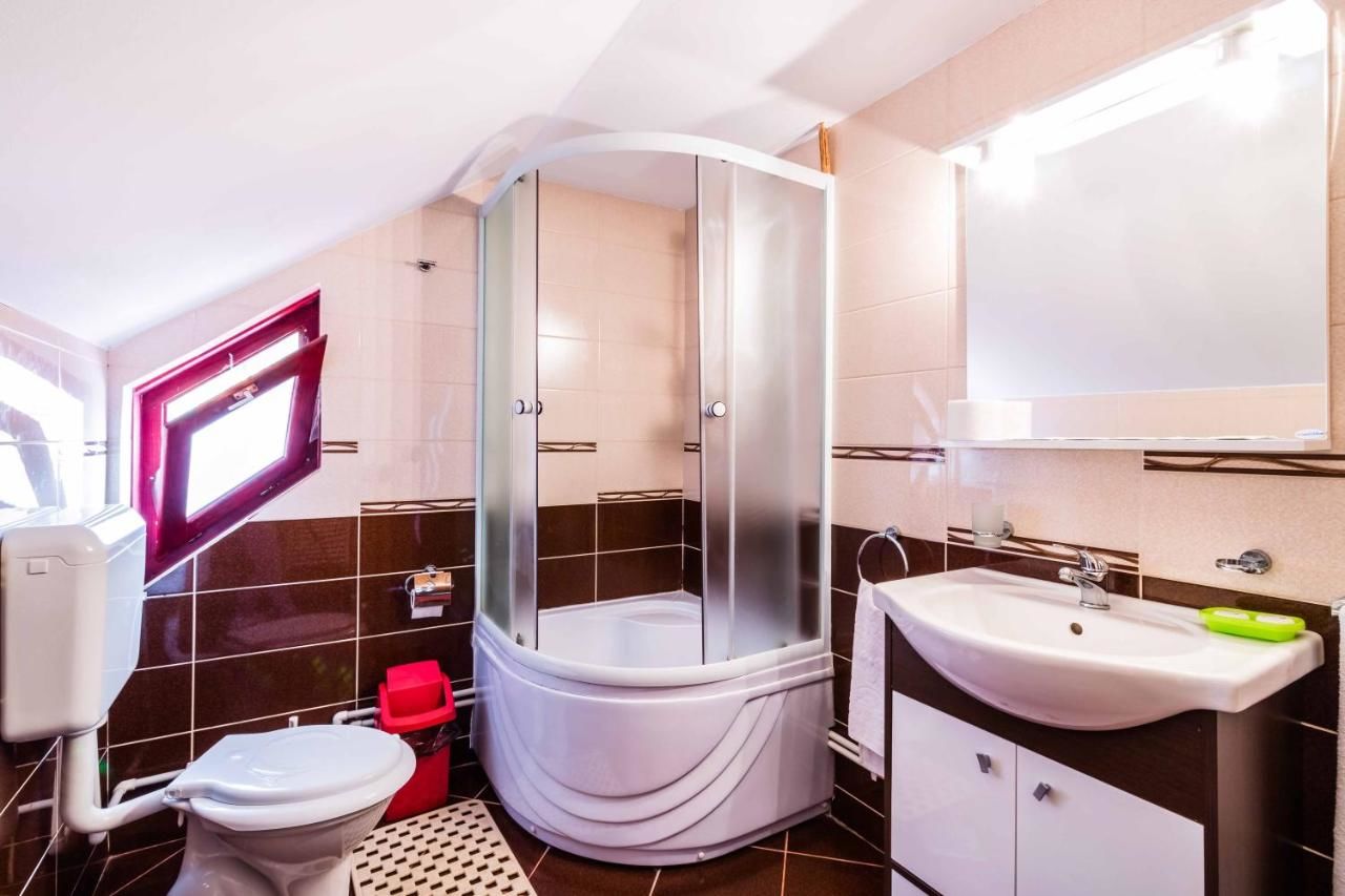 Фермерские дома Casa Elia Бран-17